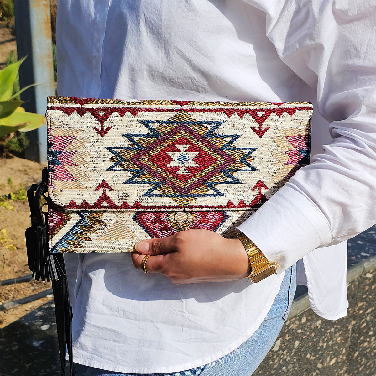 Clutch with BLACK Leather_Siwa Motif