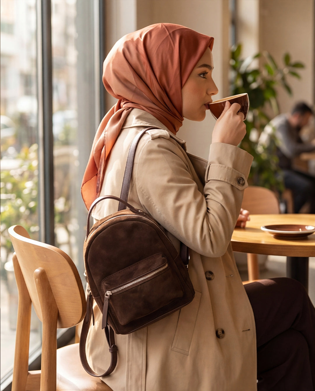 Arman _ Small Suede Backpack / brown
