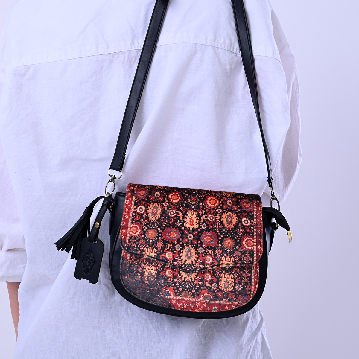 The HENZADA CrossBags _Azadeh Carpet