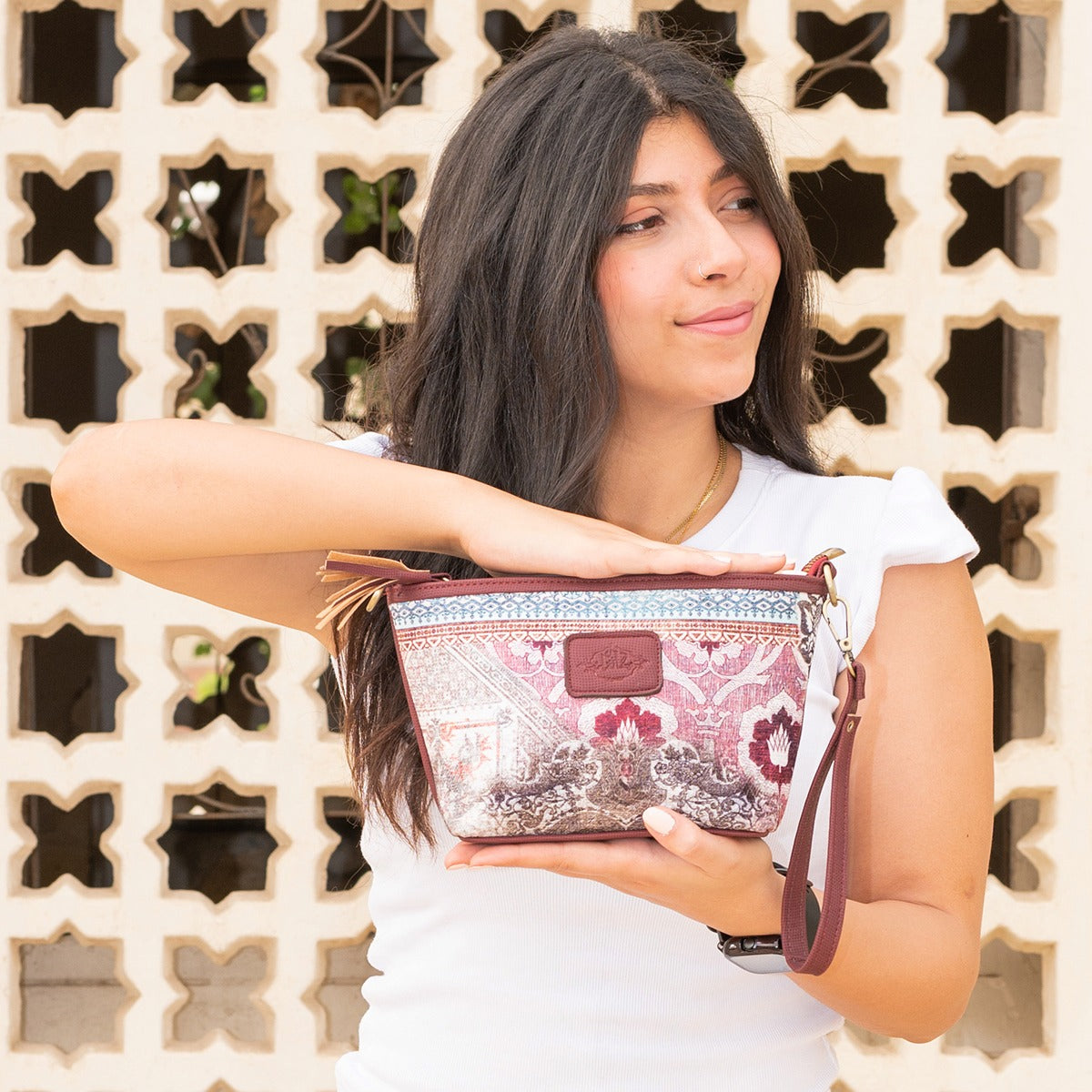 Small CROSS-BAG/ Hand-bag  _ college pattern Burgundy