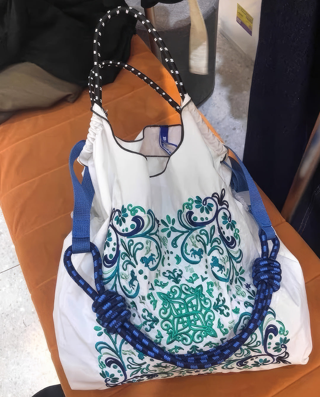 Bail&chain waterproof bag _ medium size
