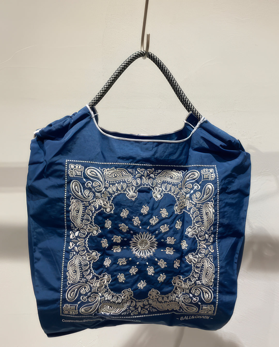 Bail&chain waterproof bag _ medium size