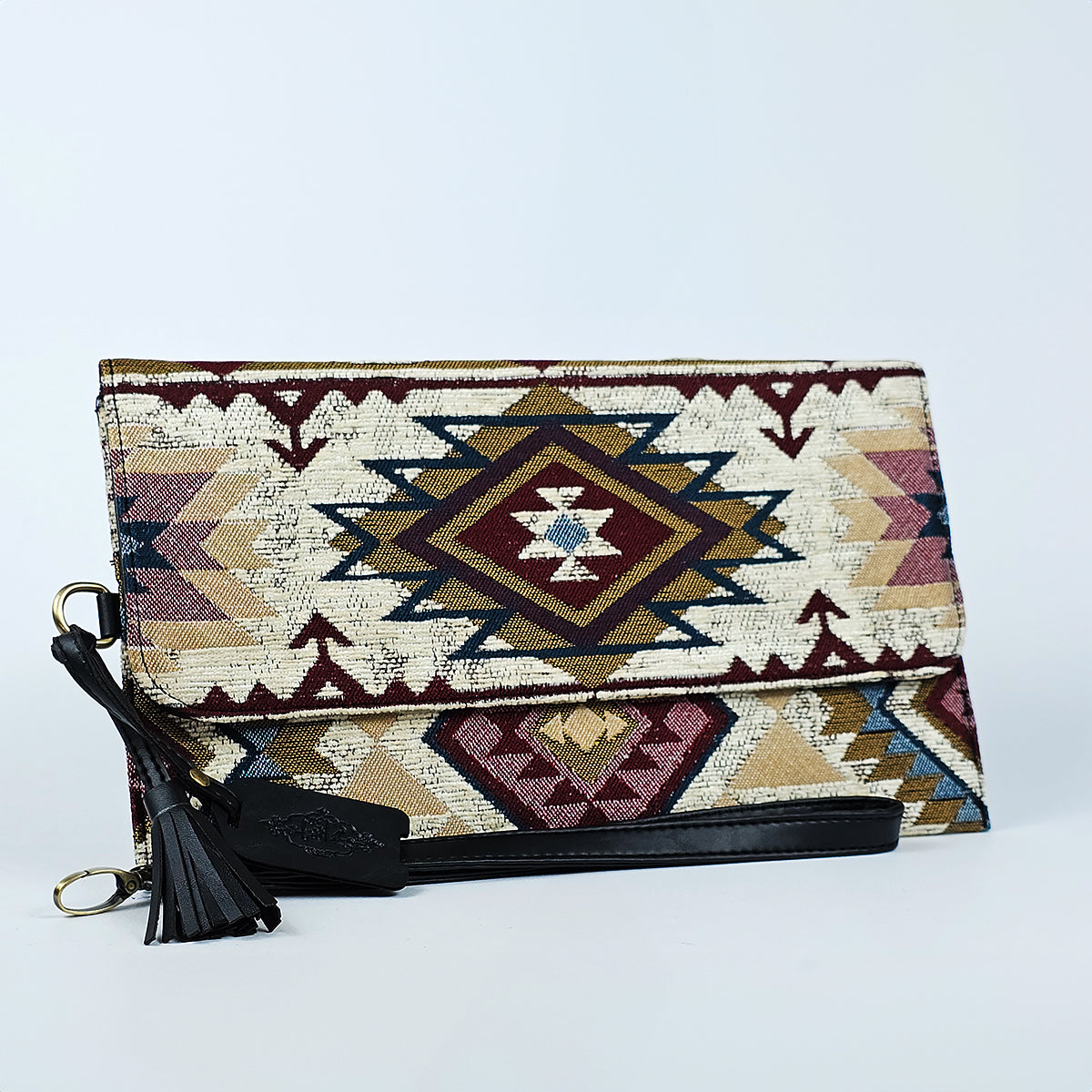 Clutch with BLACK Leather_Siwa Motif