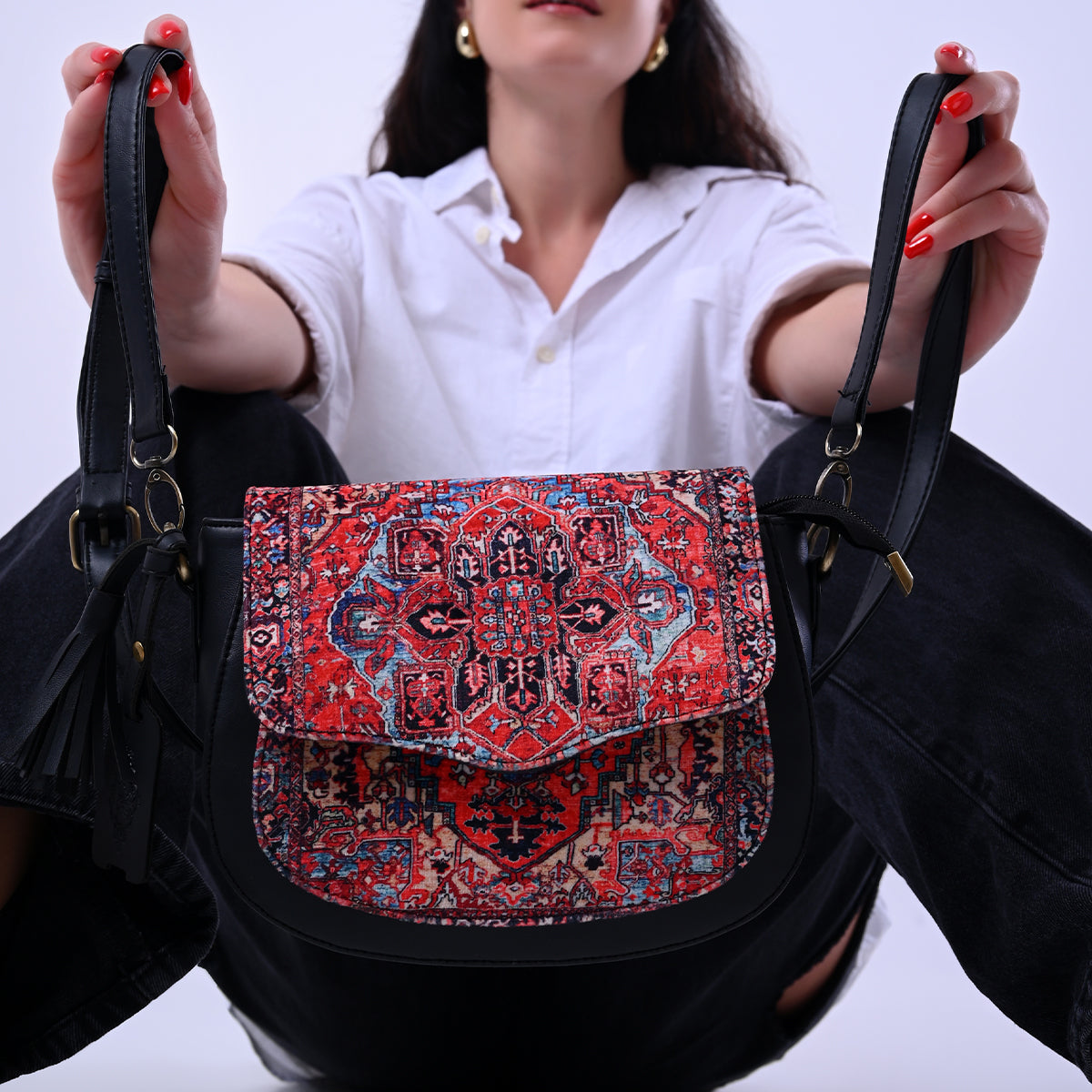 The HENZADA CrossBags _Afsaneh Carpet