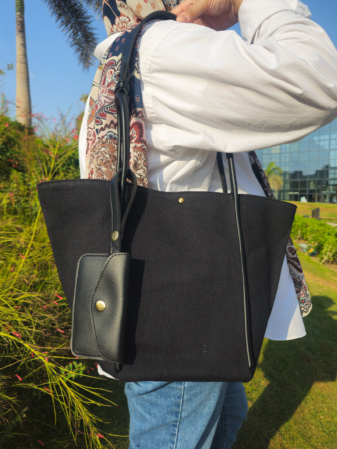 CAVA Bag - black