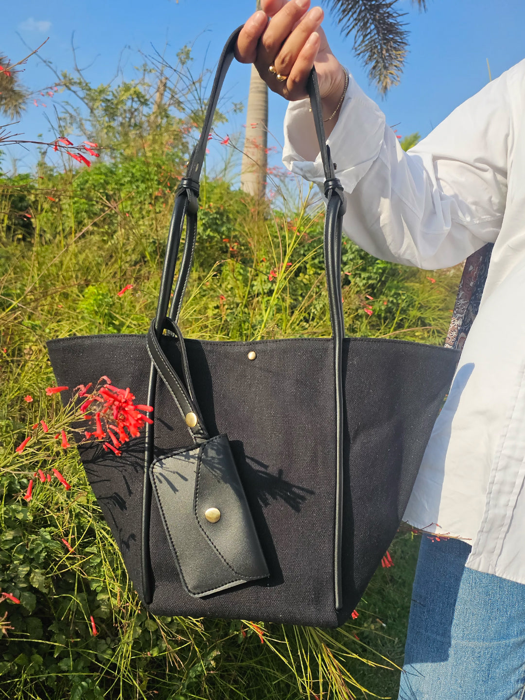 CAVA Bag - black