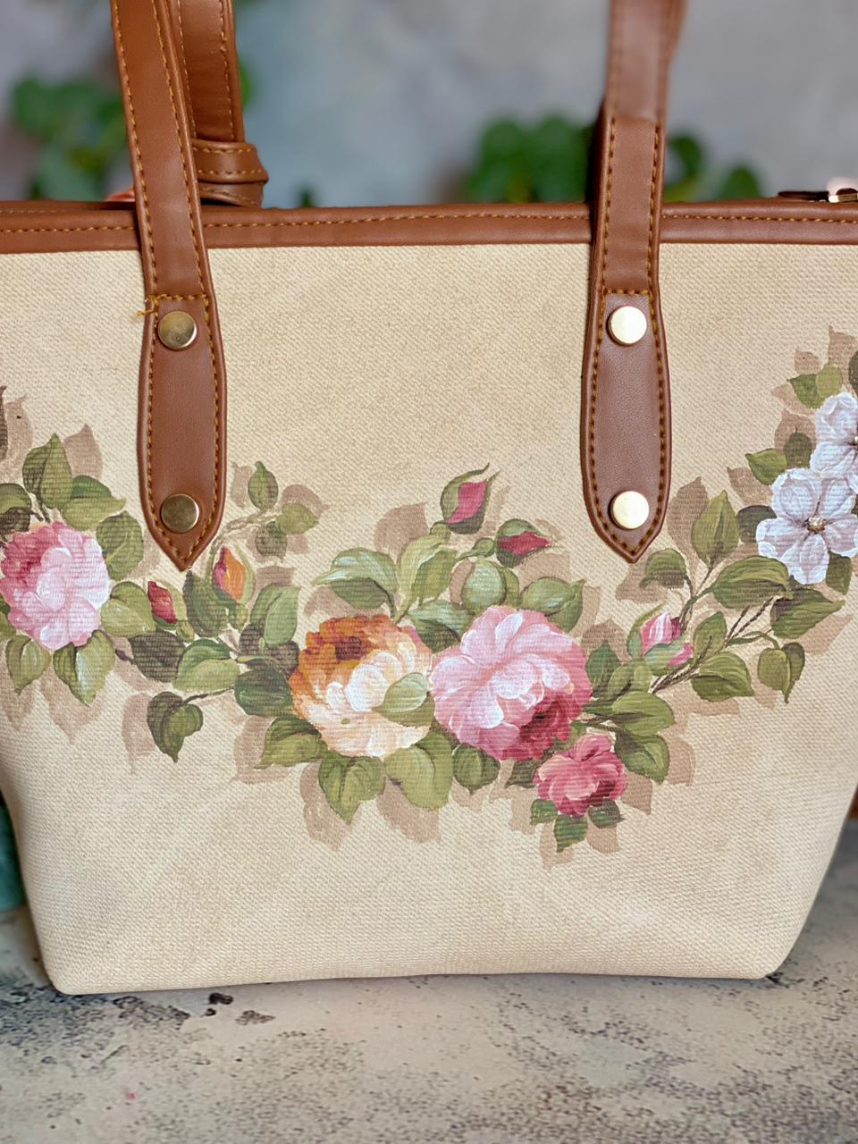 ( PRE- ORDER ) Flowery Shiraz_Small Cross-bag _ Latte