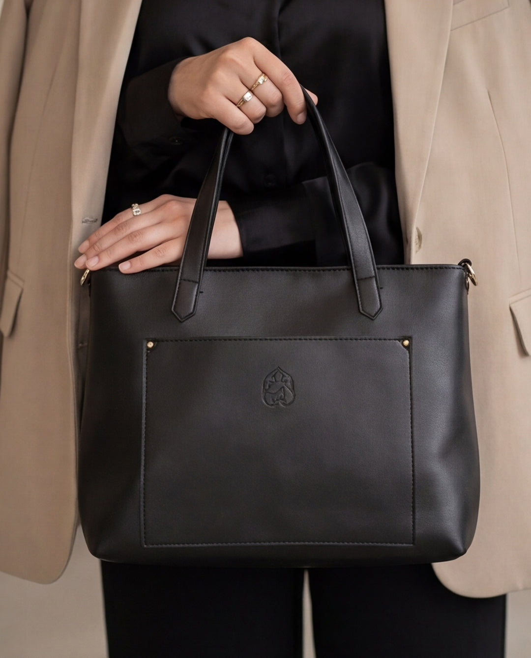 Pouya leather bag - black