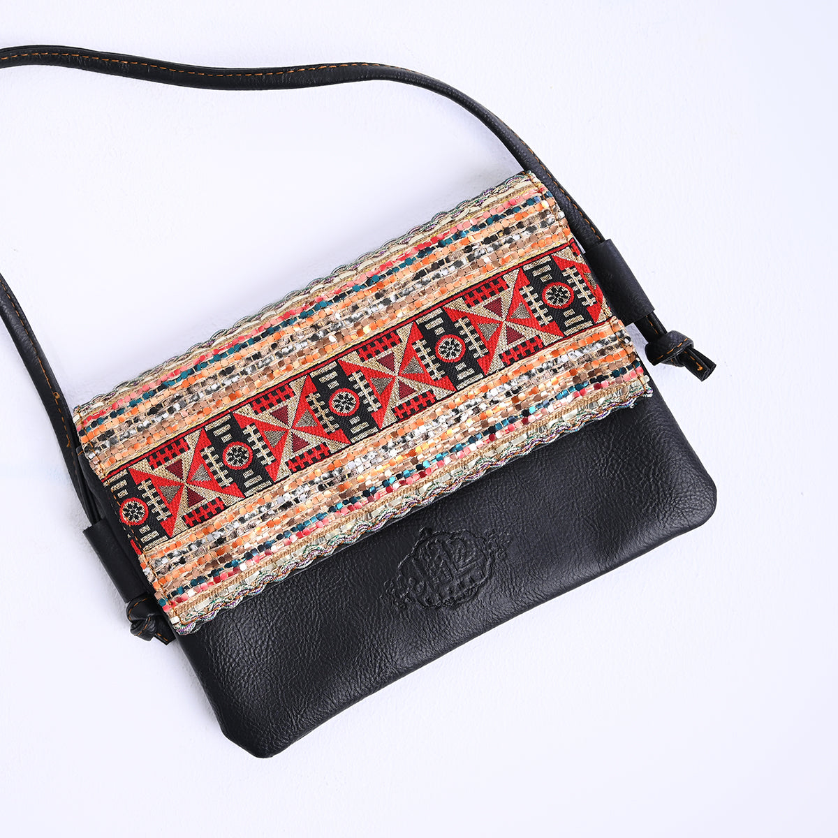 Cross-bag with Indian Serma handmade Fabric _black leather