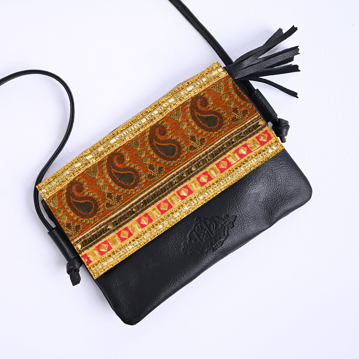 Cross-bag with Indian Serma handmade Fabric _black leather