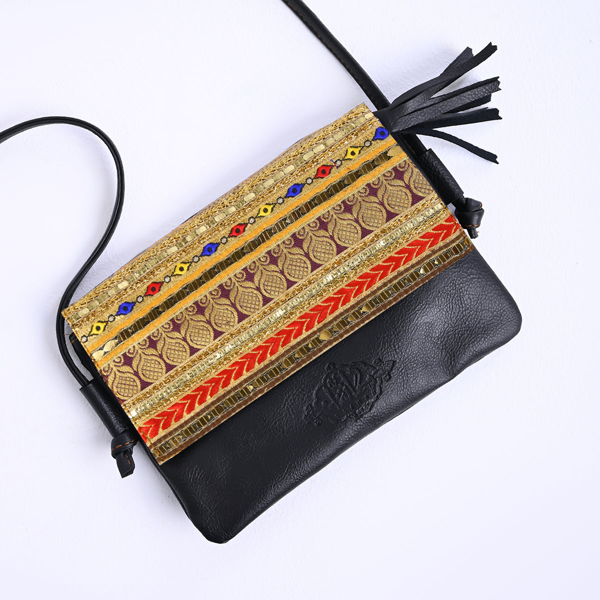 Cross-bag with Indian Serma handmade Fabric _black leather
