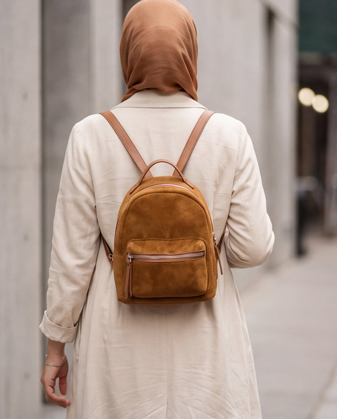 Arman _ Small Suede Backpack / camel