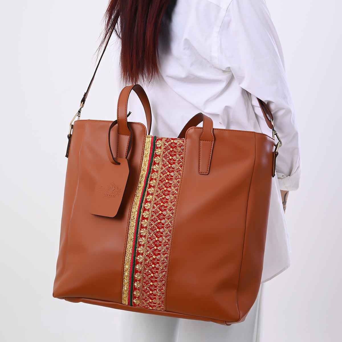 Hand-Bag with Indian Serma handmade Fabric _ Camel