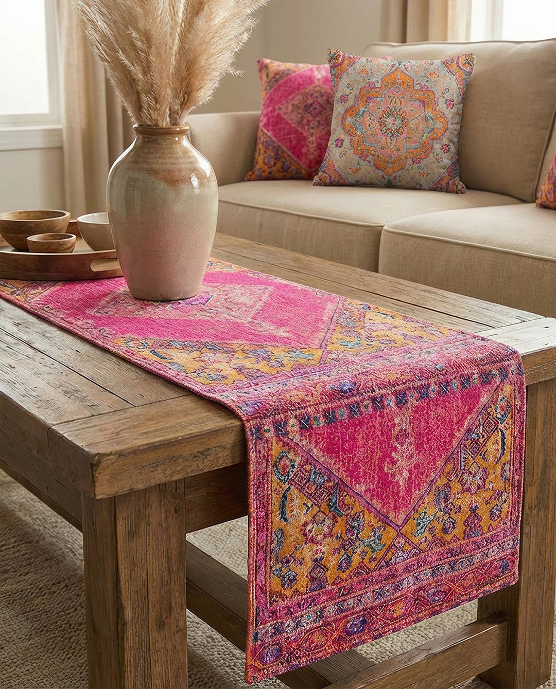 Fushia Azar - Bundle ( Runner + set of 3 Cushions )