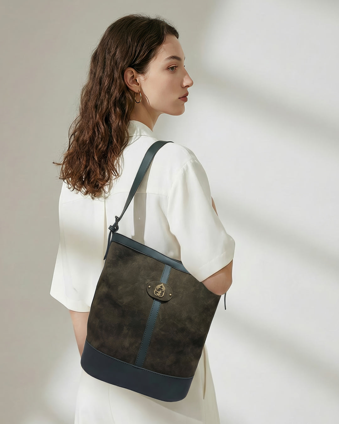 maral suede bag - olive green