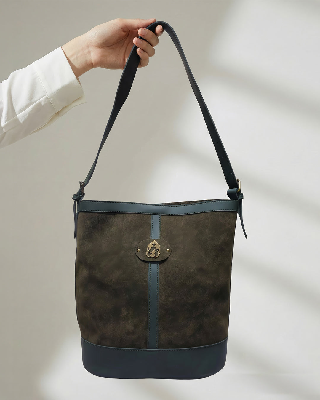 maral suede bag - olive green