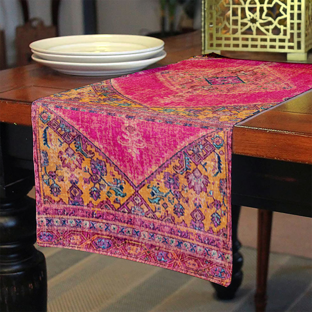 Fushia Azar - runner